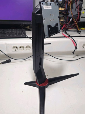 AOC q27g2q monitor stand used