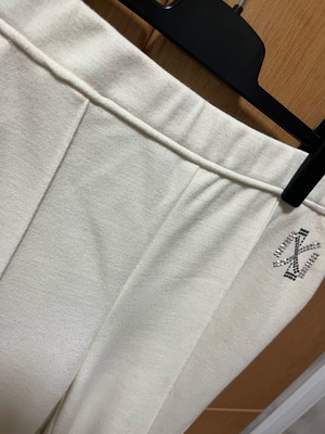 cream women's form large-extra large creation