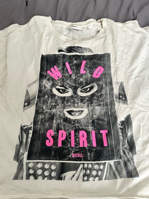 Diesel T-shirt xs white used with small wear