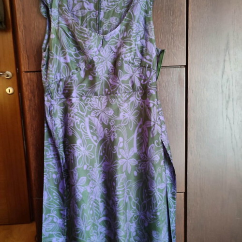 Silk dress multicolor like new, size M