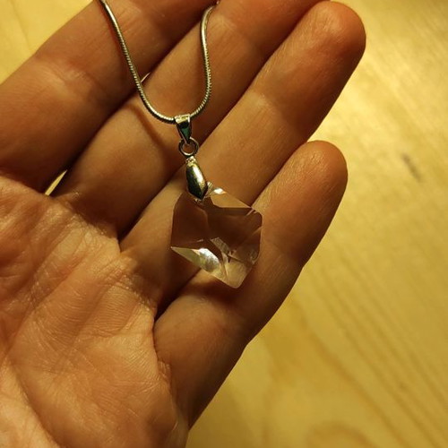 Pendant with silver chain and crystal new, unworn