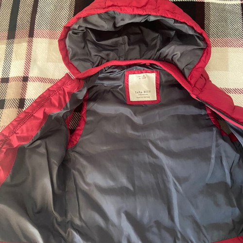 Zara sleeveless jacket used, red with gray, 4-5 years, 110 cm