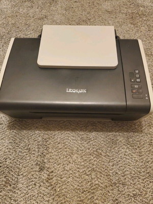 Lexmark x2670 multifunction printer and scanner used
