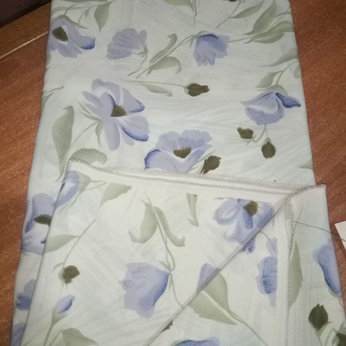 Deal of the day!!! Double-width fabric with floral patterns, in soft shades of green and purple