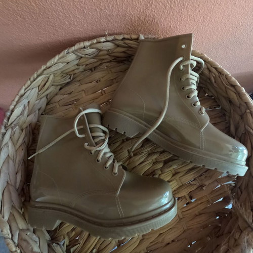 Women's beige waterproof boots size 38 new, galoshes style