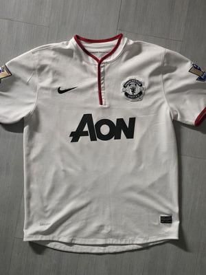Manchester United 2013-14 Nike Van Persie 20 Jersey used, Large