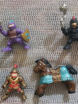 Fisher Price ιππότες και άλογο μεταχειρισμένα