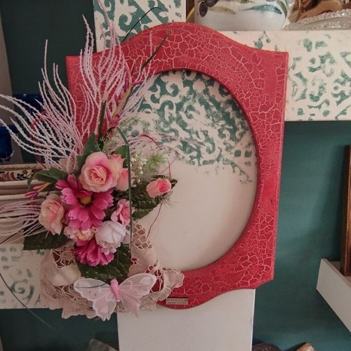 Decorative wall frame with flowers crackle effect like new