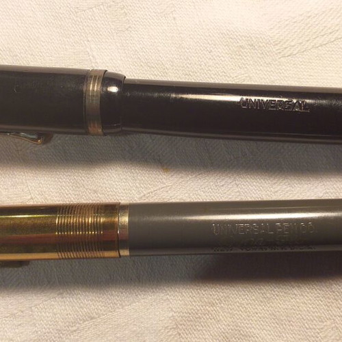 Universal collectible pens set of 2, Dyno-Flo and Universal 8 Inalterable