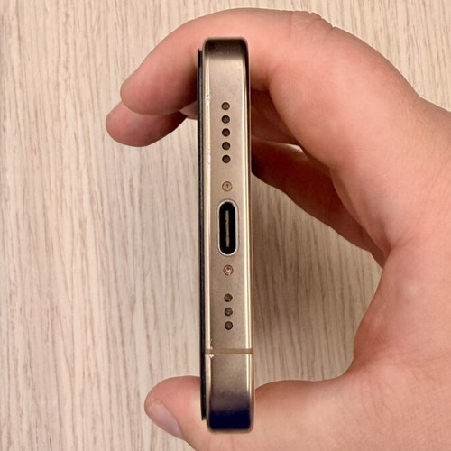 iPhone 16 Pro 256GB Desert Titanium like new