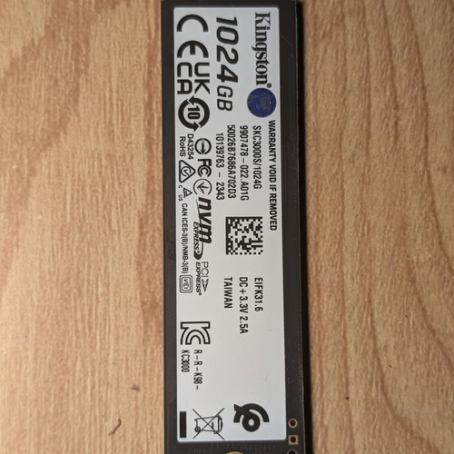 Kingston KC3000 1TB M.2 PCIe 4.0 NVMe SSD (PS5 Compatible)