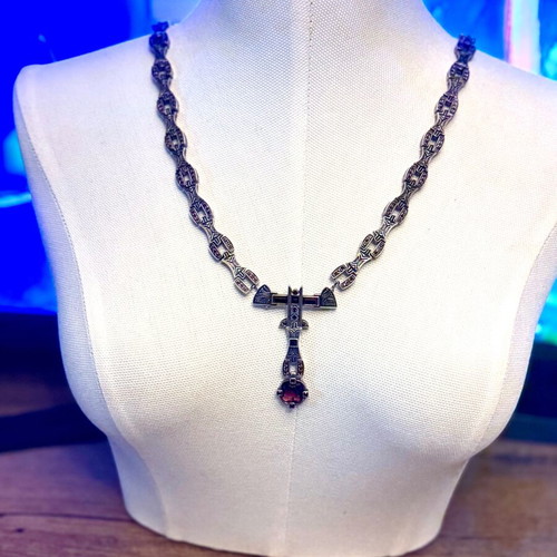 Etalon Jenavi jewelry new, brown and silver, belt and necklace