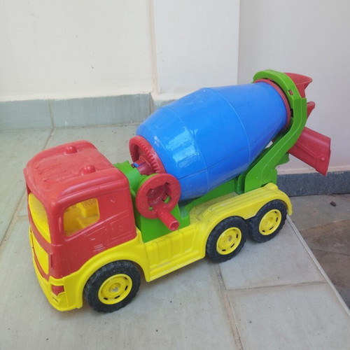 Large toy cement mixer used, ideal for beach