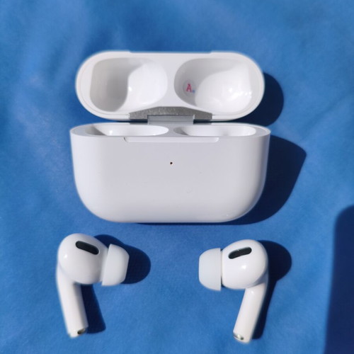 TWS Bluetooth Earbuds PRO3 New with Charging Case
