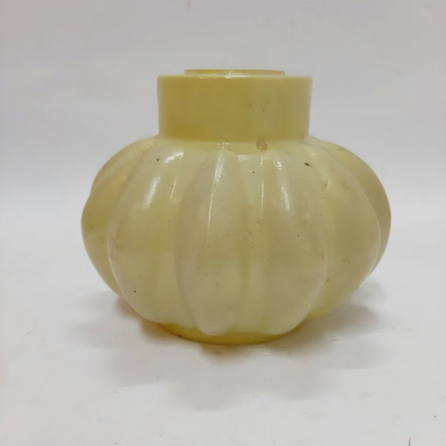 Vintage glass lampshade like new, 13.5×17 cm, retro lighting