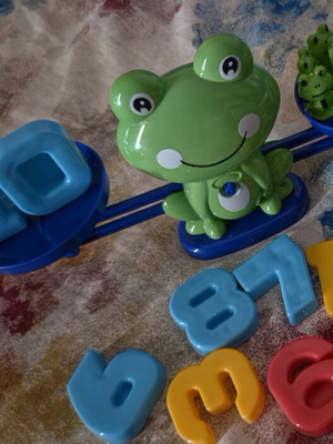 Number Balance Game Frog like new