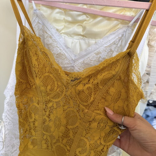 Yellow Lace Body New Look used, XS size