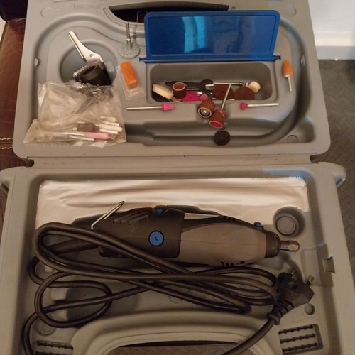 Dremel 300 Series rotary tool new in box with accessories
