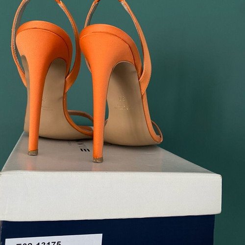 Envie Shoes satin sandals orange like new, size 39, 11cm heel