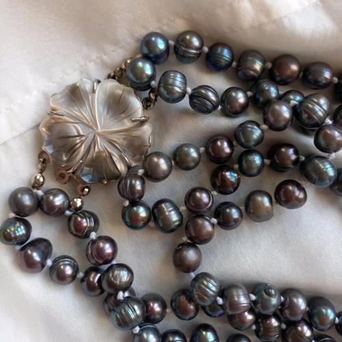 Black Pearls Necklace vintage used
