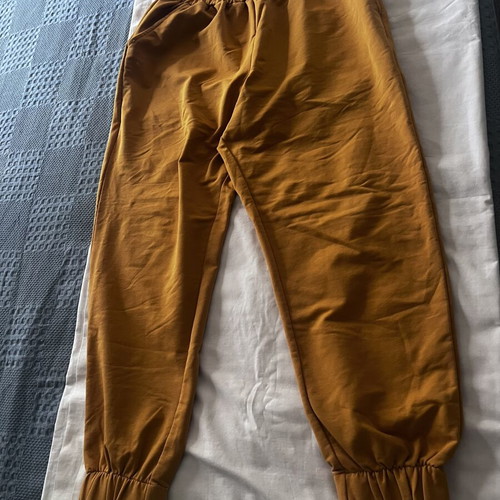 Boxnow tracksuits pack of two xl mustard and mint colors like new