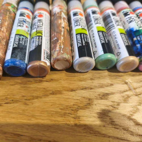 Marabu liners 16 pieces like new, glitter and metallic