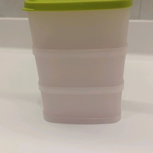 Tupperware pasta mold container new