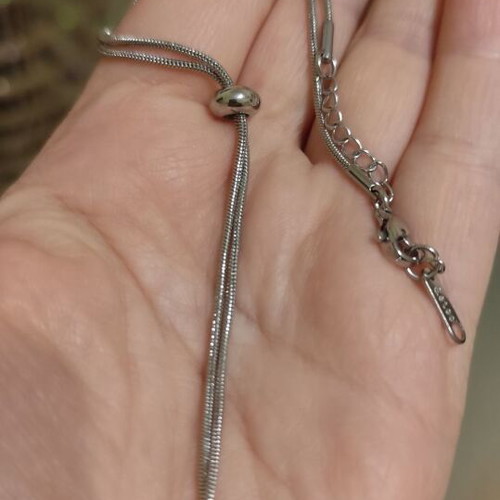 Silver stainless steel necklace new with adjustable length