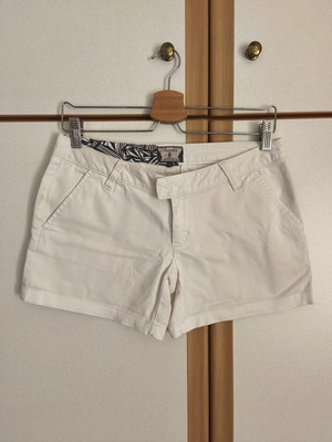 Volcom white cotton shorts, size S