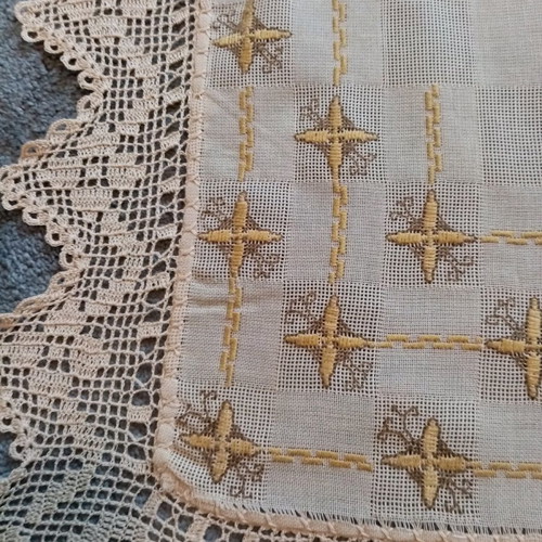 Handmade tablecloth unused embroidered with handmade lace