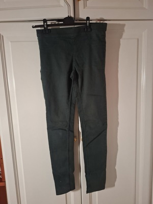 Womens skinny trousers H&M green, like new, size M 38 10
