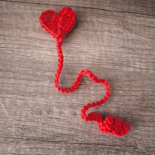 Handmade knitted bookmark new