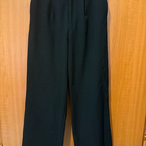 Stradivarius women's pants like new, black, size S