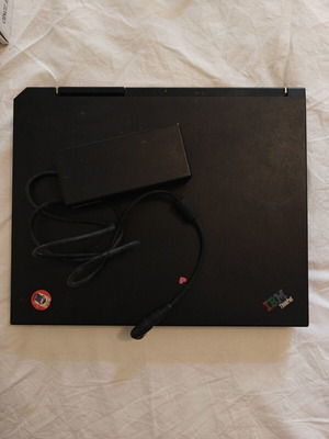 IBM Thinkpad T43p TYPE 2668-H2U laptop used, spare parts