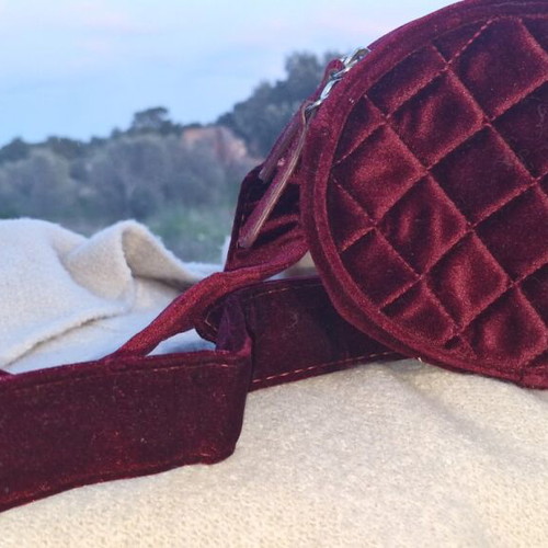 Monki velvet waist bag like new, red