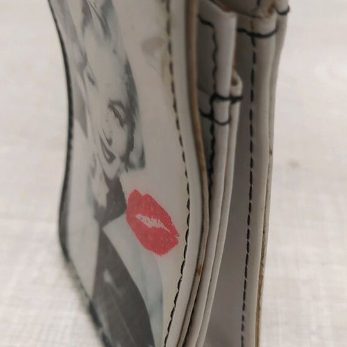 Cigarette pack case like new