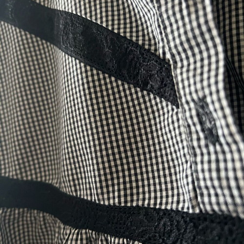 Lynne checked shirt with black lace like new, size 40
