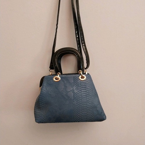 Fragola Women's Handbag Blue Like New