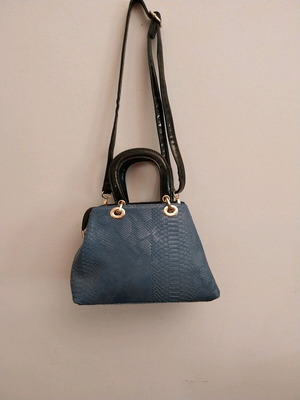 Fragola Women's Handbag Blue Like New