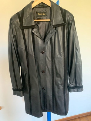 Leather coat like new, size L, black, from Constantinople
