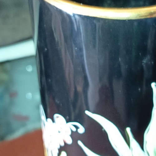 Vase Greek made dark blue with 24k gold overlay, like new