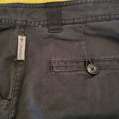 Columbia women's skirt size 38 UK 10 like new, black