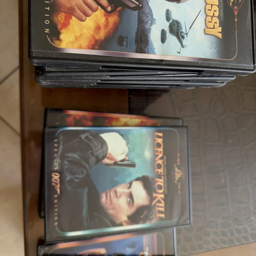 James Bond 17 DVD movies like new, action genre, subtitles