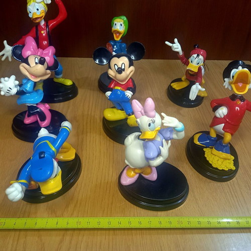 Walt Disney Parade figures set of 8, DeAgostini