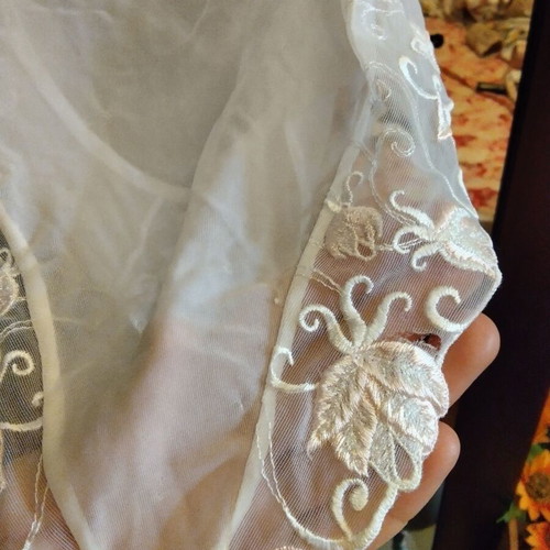 White bodysuit lingerie used, size small, chest 70B