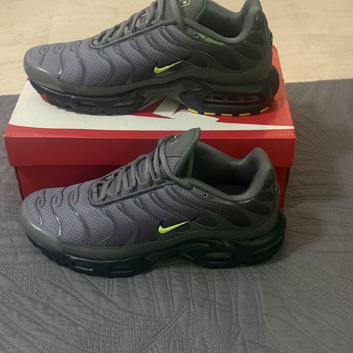Nike Air Max Plus TN sneakers new, grey and green, size 44