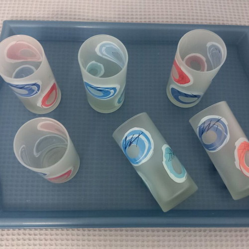 Set of 6 new glasses with frosted glass and blue/pink designs