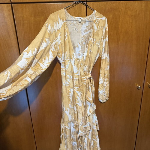 H&M wrap dress used, white and yellow, size S