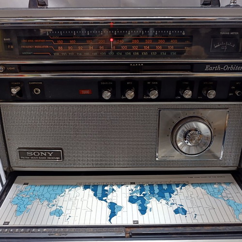 Sony CRF 5090 radio used in very good condition
