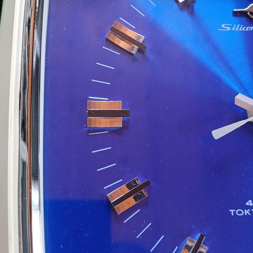 Tokyo Clock Silicon Clock 4 Jewels vintage wall clock